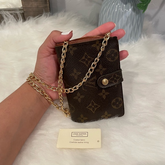 Authentic Louis Vuitton Kisslock Wallet On A Chain | MI1010 - Picture 15 of 16